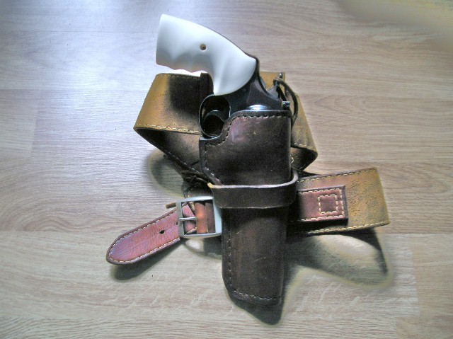 Last holster II (640x479)